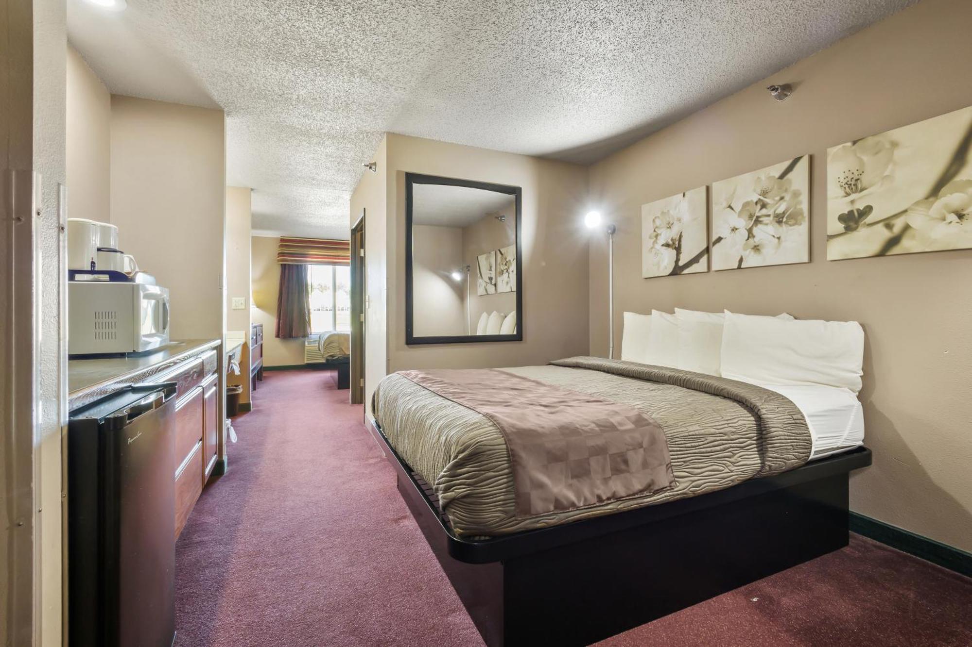 De Smet Super Deluxe Inn & Suites Room photo